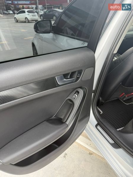 Седан Audi A4 2012 в Тернополі