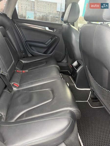 Седан Audi A4 2012 в Тернополі