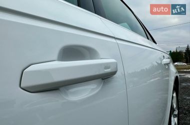 Седан Audi A4 2019 в Львове