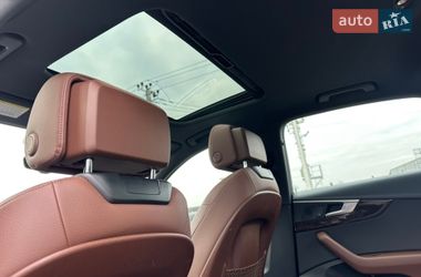 Седан Audi A4 2019 в Львове