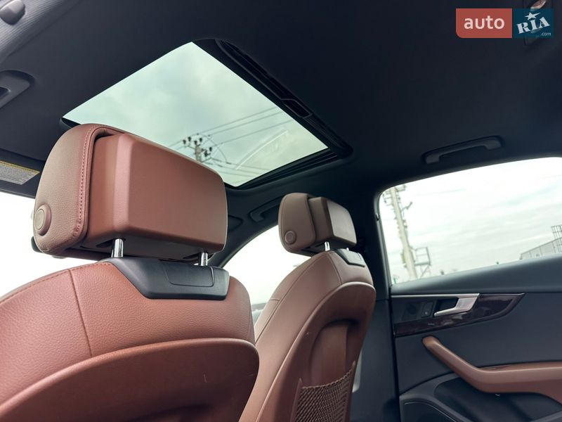 Седан Audi A4 2019 в Львові