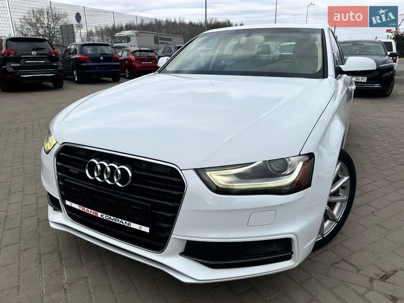 Седан Audi A4 2014 в Львові