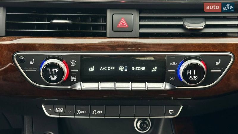 Седан Audi A4 2016 в Луцьку