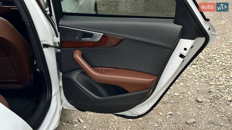 Седан Audi A4 2016 в Луцьку