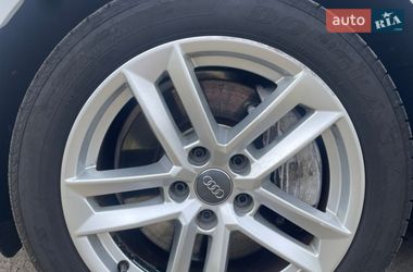 Седан Audi A4 2016 в Львове