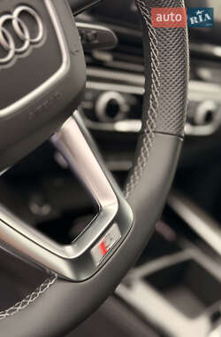 Седан Audi A4 2024 в Киеве