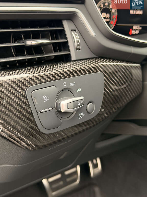 Седан Audi A4 2024 в Киеве