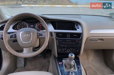 Седан Audi A4 2009 в Ирпене