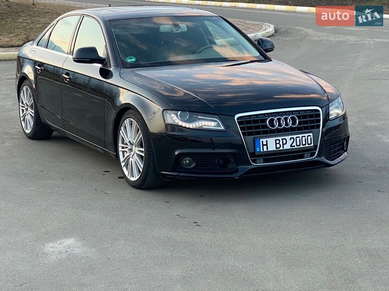 Седан Audi A4 2009 в Ирпене