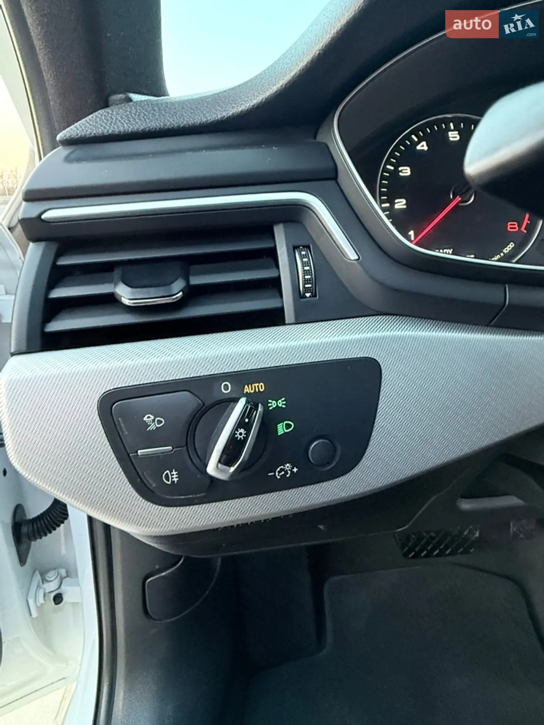 2017 Audi A4 - мініатюра 22