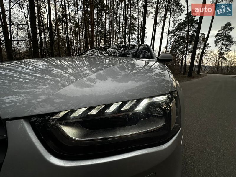 Седан Audi A4 2013 в Обухове