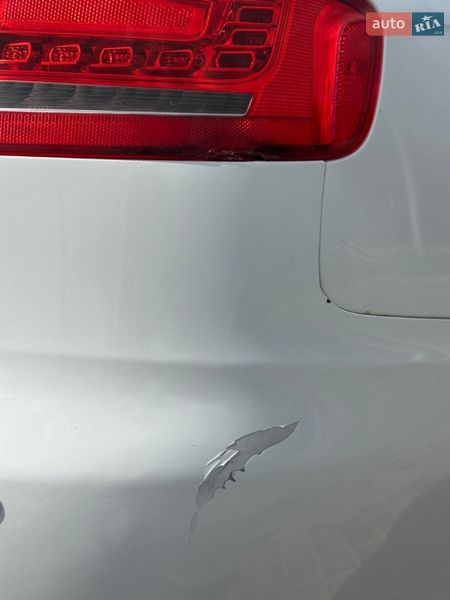 Седан Audi A4 2012 в Львове