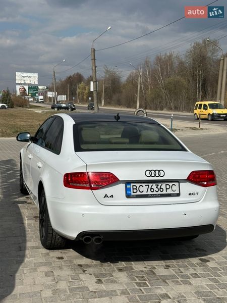 Седан Audi A4 2012 в Львове
