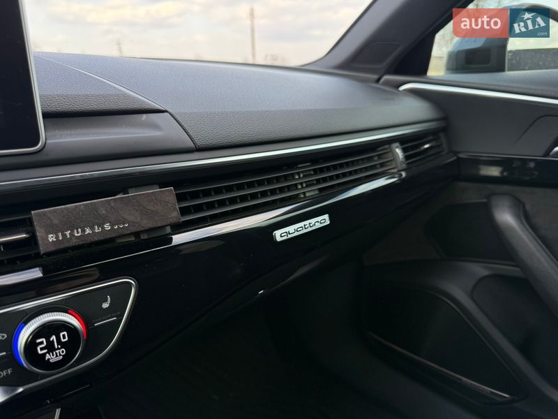 Универсал Audi A4 2015 в Долине