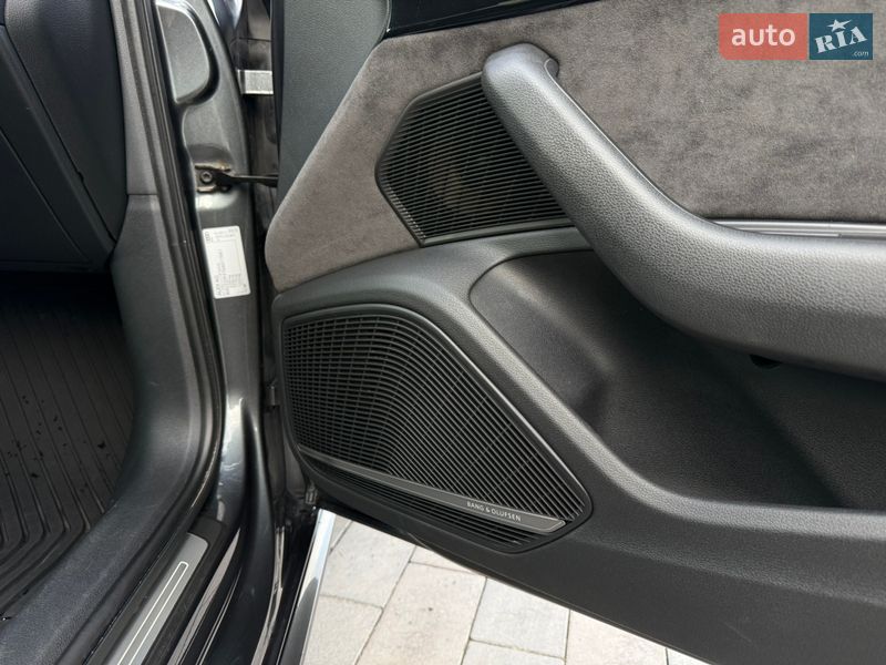 Универсал Audi A4 2015 в Долине