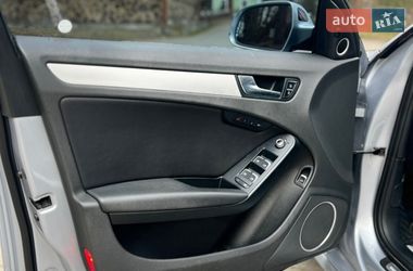 Седан Audi A4 2015 в Львове