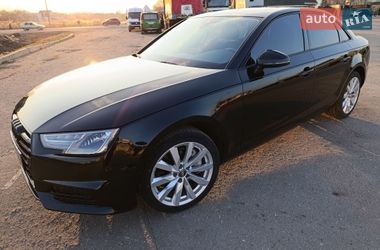 Седан Audi A4 2016 в Переяславе