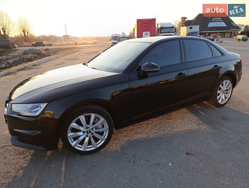 Седан Audi A4 2016 в Переяславе