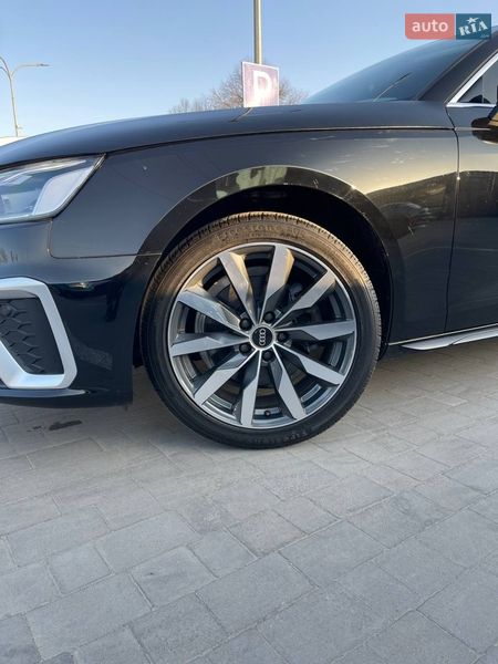 Седан Audi A4 2021 в Львове