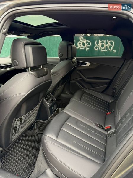 Седан Audi A4 2020 в Ивано-Франковске
