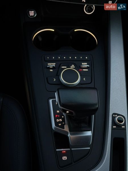 Седан Audi A4 2015 в Броварах