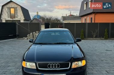 Седан Audi A4 2000 в Ровно