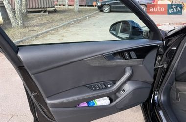 Седан Audi A4 2022 в Києві
