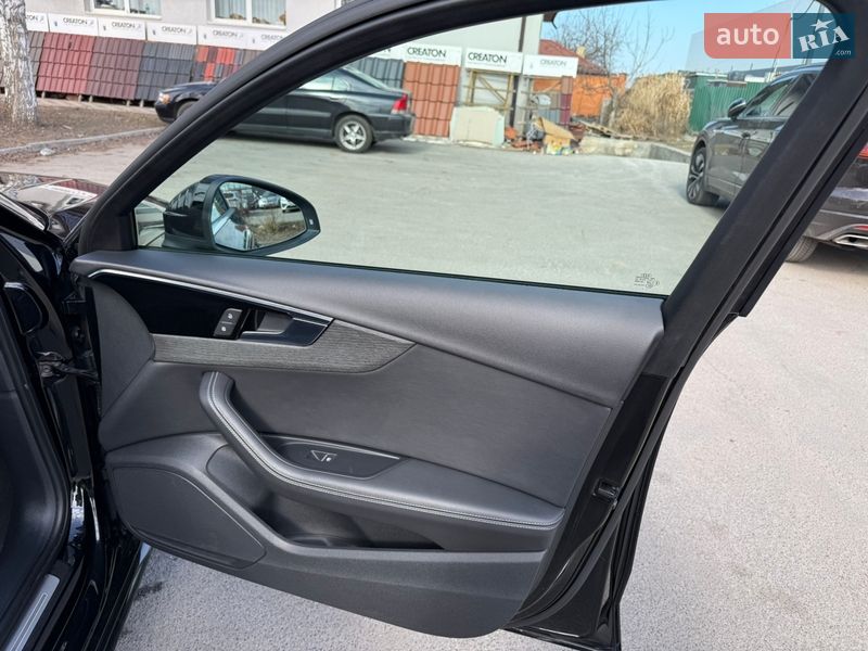 Седан Audi A4 2022 в Києві