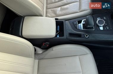 Седан Audi A4 2017 в Киеве