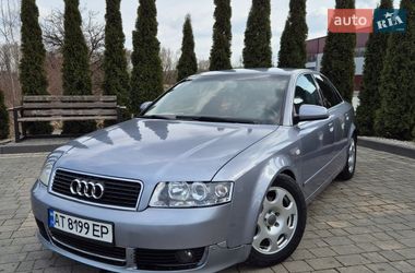 Седан Audi A4 2004 в Надворной