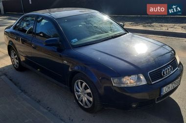 Седан Audi A4 2001 в Бучі