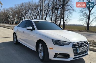 Седан Audi A4 2016 в Ромнах
