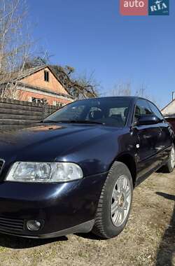 Седан Audi A4 1999 в Берестечку