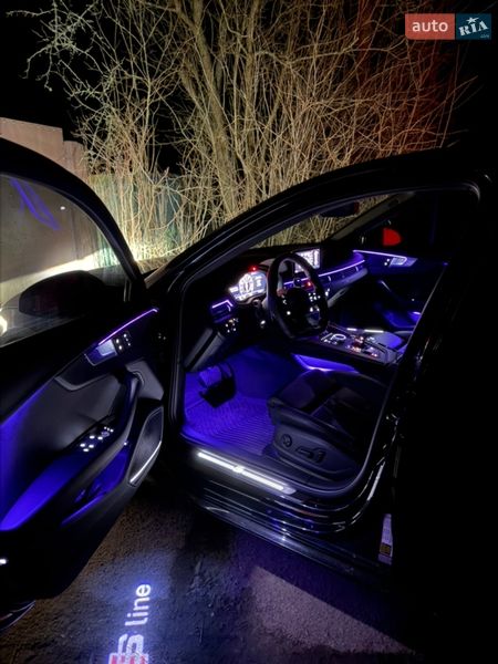 Седан Audi A4 2016 в Киеве