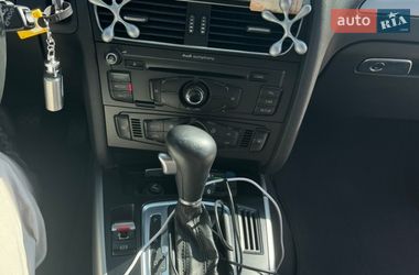 Седан Audi A4 2011 в Львове