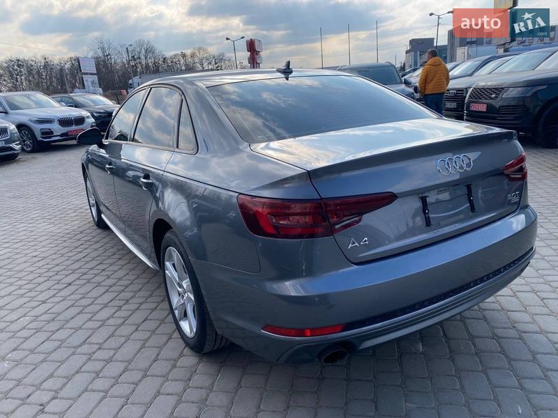 Седан Audi A4 2018 в Львове