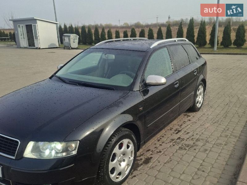 Универсал Audi A4 2004 в Новояворовске