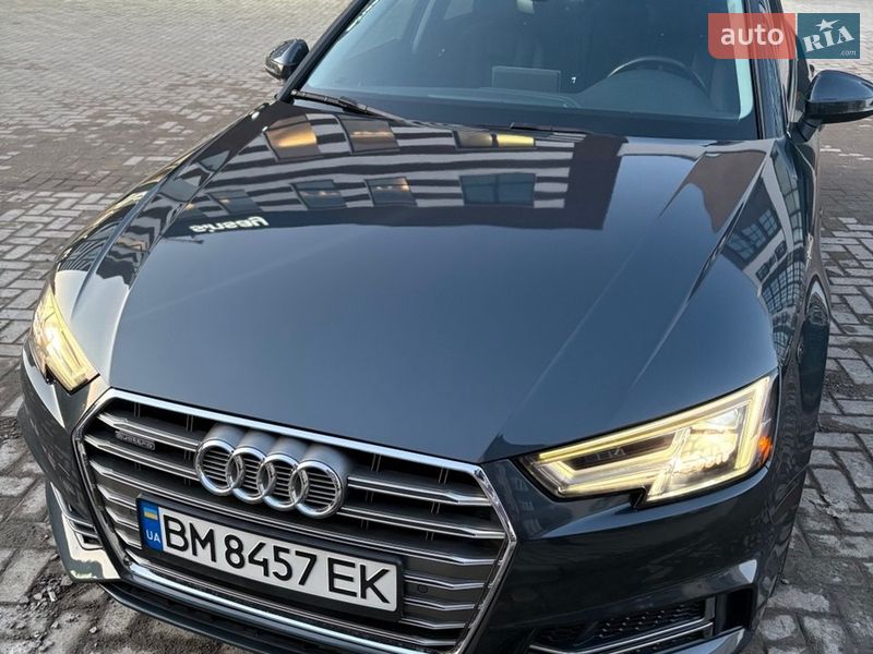 Седан Audi A4 2016 в Ромнах