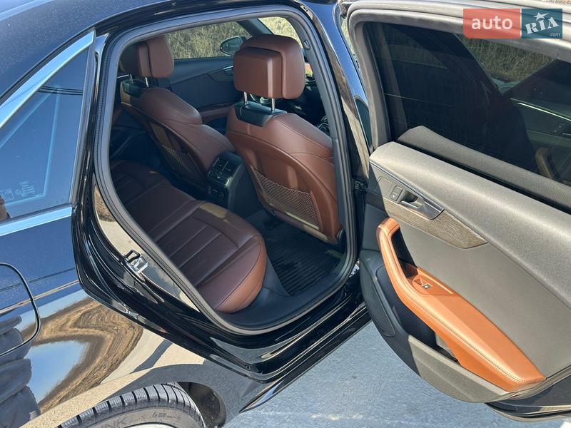 Седан Audi A4 2018 в Львові