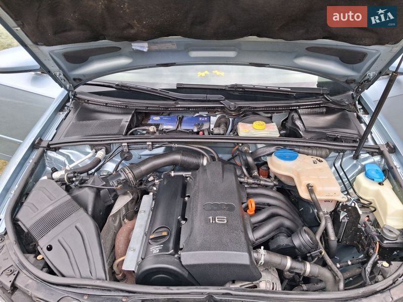 Седан Audi A4 2006 в Ямполе
