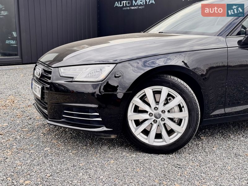 Седан Audi A4 2016 в Самборе