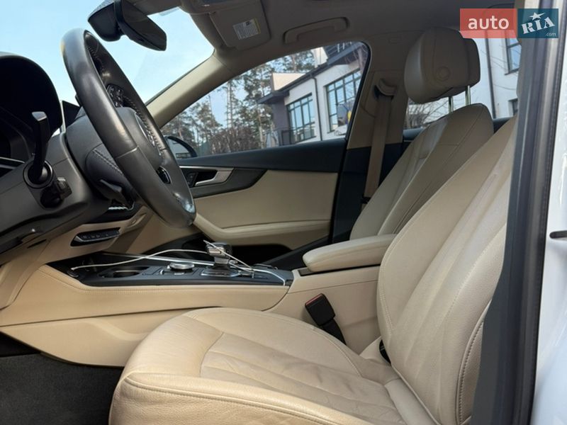 Седан Audi A4 2018 в Ирпене