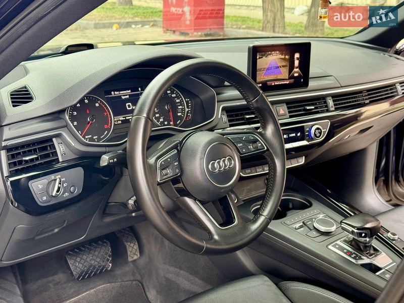 Седан Audi A4 2016 в Дніпрі