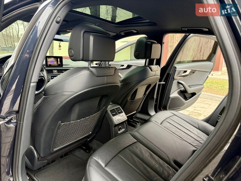 Седан Audi A4 2016 в Дніпрі