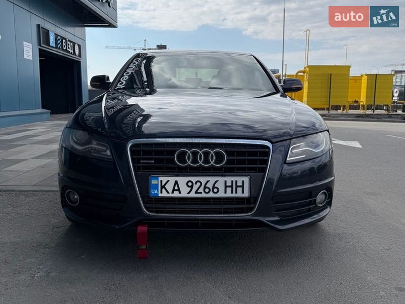 Седан Audi A4 2011 в Киеве