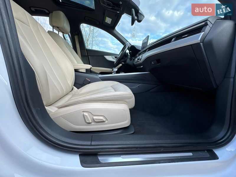 Седан Audi A4 2017 в Чернигове