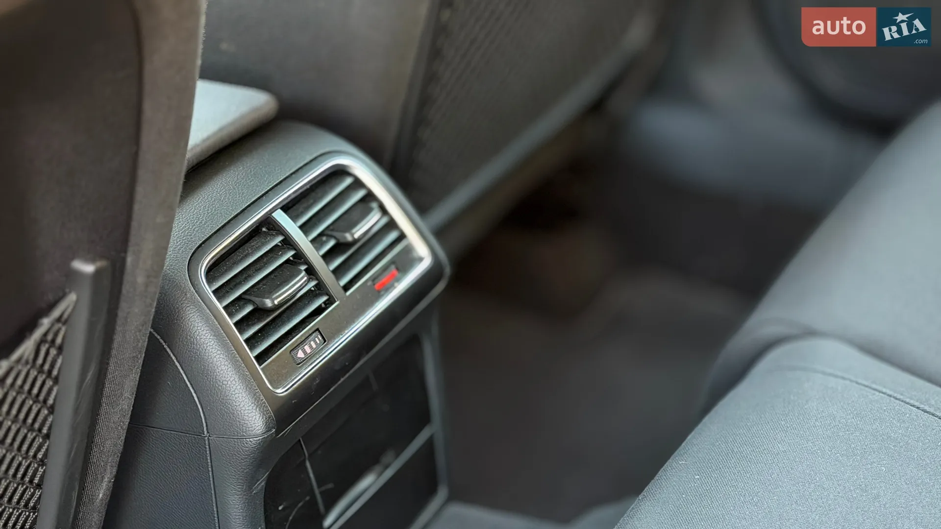 2011 Audi A4 - мініатюра 41
