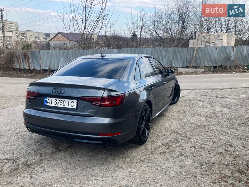 Седан Audi A4 2018 в Обухове