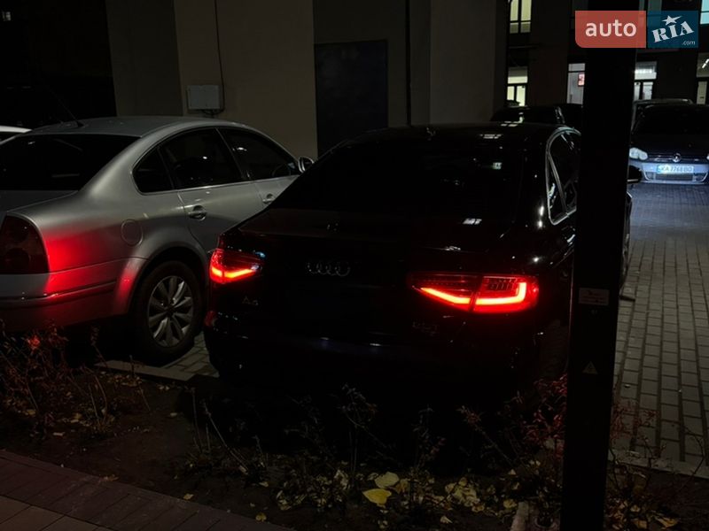 Седан Audi A4 2012 в Броварах