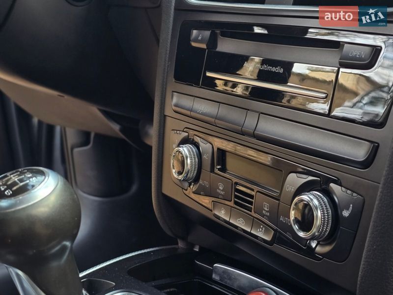 Седан Audi A4 2013 в Києві